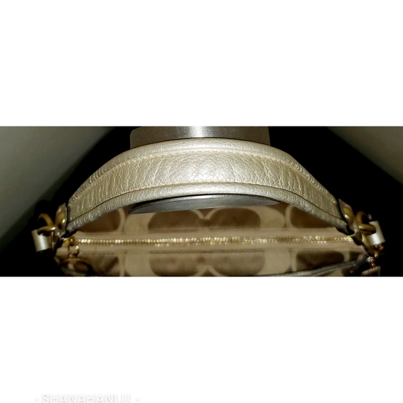 Coach Poppy Signature C Khaki/Gold Baguette - Picture 6 of 8